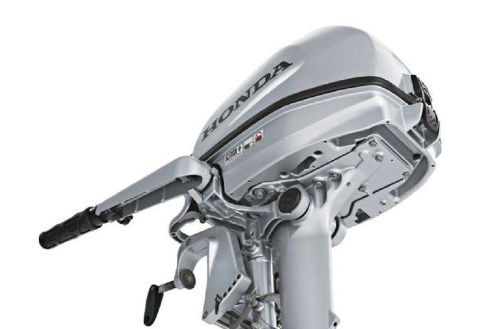 HONDA MARINE 5HP Outboard Motor With Tiller Handle 20 Shaft - BF5DHLHNA