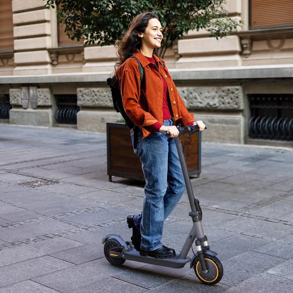 Electric Scooter With Solid Tires And Dual Braking - 350W/500W