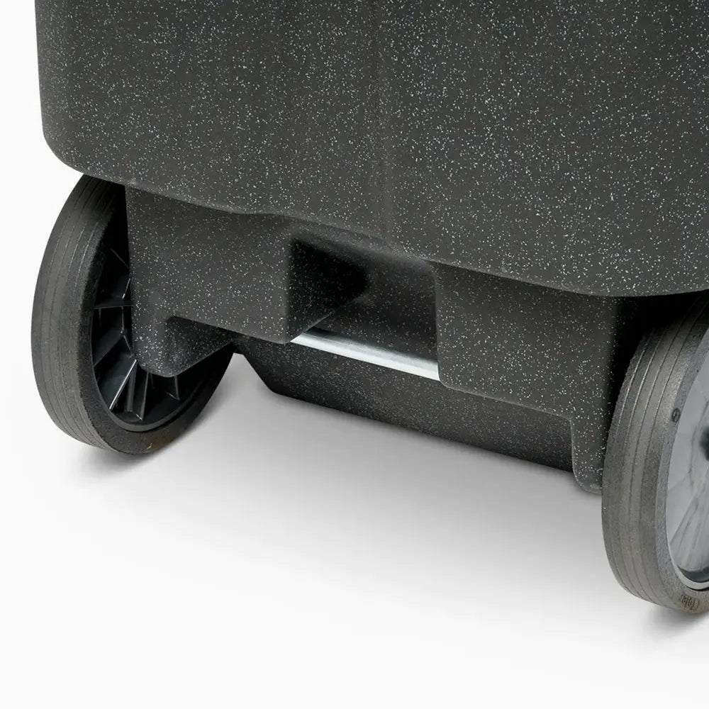 Toter 96 Gallon Trash Can With Smooth Wheels And Lid