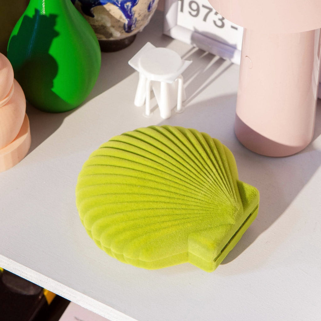 Venus Velvet Seashell Jewelry Box - Green