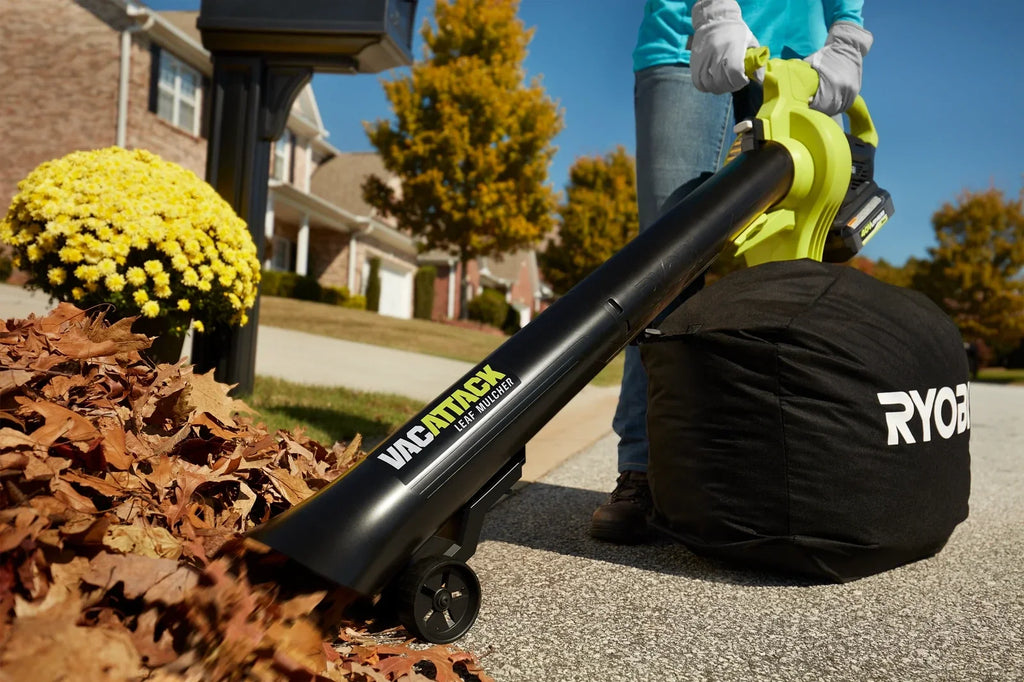 RYOBI 40V VAC ATTACK Leaf Vacuum/Mulcher Kit - (2) 40V 5.0 Ah Batteries
