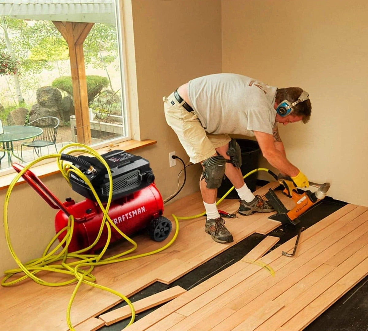 CRAFTSMAN Oil-Free Portable Air Compressor, 10 Gallon 1.8 HP 175 PSI 4.0 CFM@90PSI - CMXECXA0201041