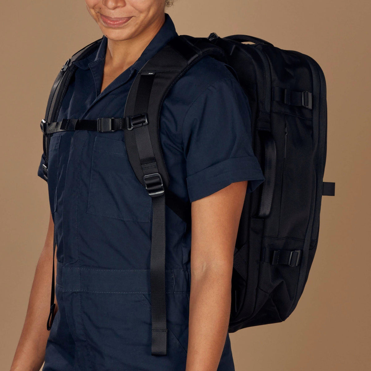 Aer Travel Pack 3 Backpack - 21.5h x 13w x 9d