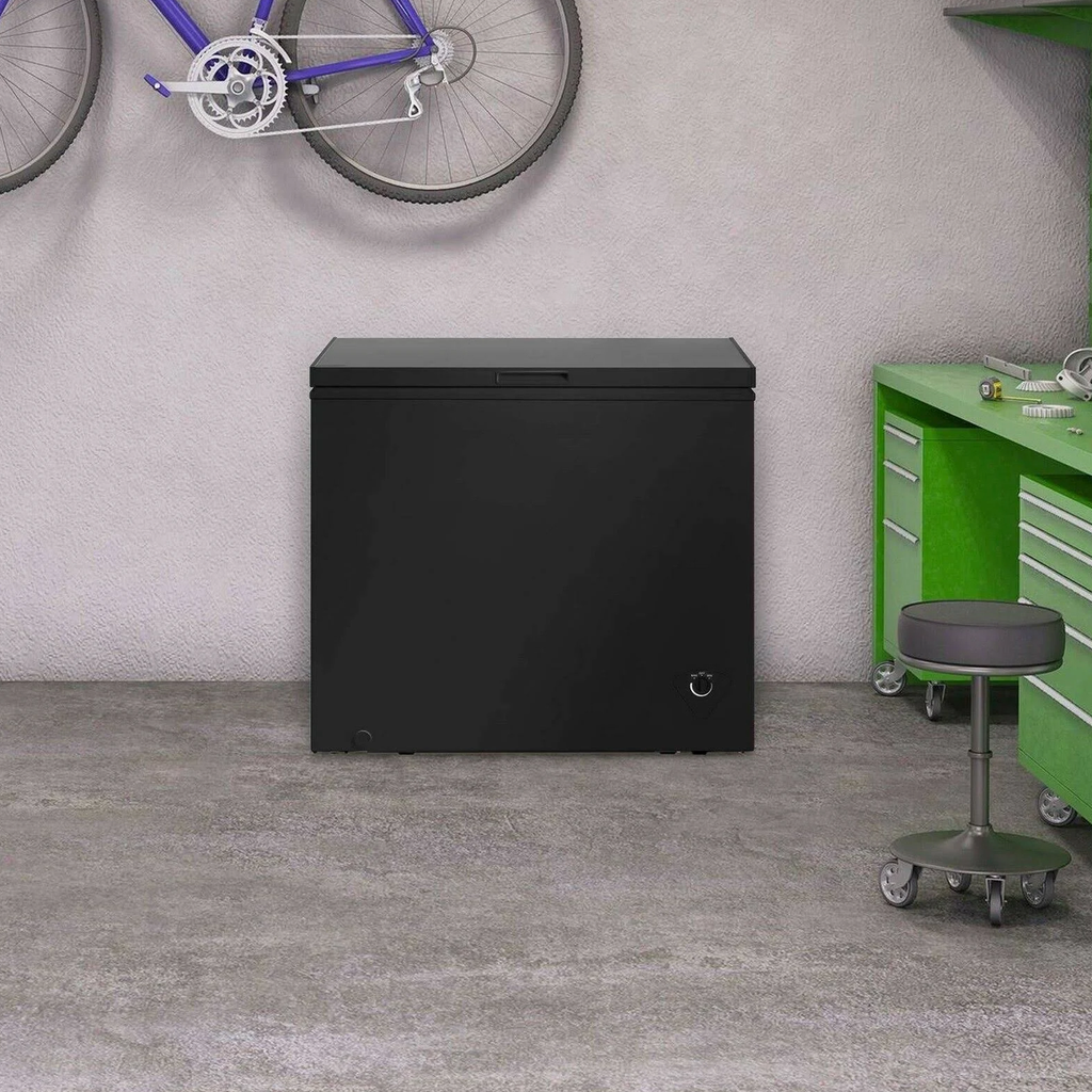 Arctic King 7 Cu Ft Chest Freezer, Black - WHS-258C1WSB
