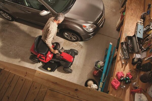 Troy Bilt 382cc 30 Inch 6 Speed Riding Lawn Mower - TB30 Remanufactured