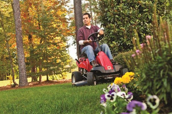 Troy Bilt Riding Lawn Mower, 382cc, 30 Inch, 6 Speed - TB30