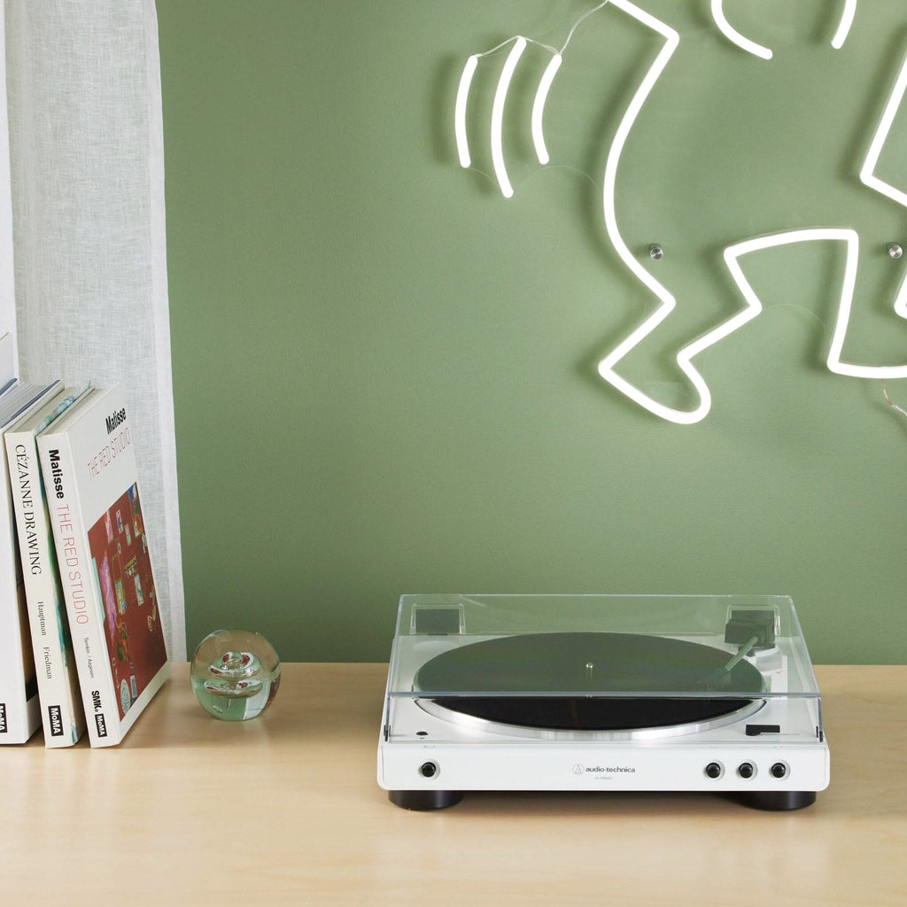Audio-Technica Bluetooth Turntable, White - AT-LP60XBT-WW