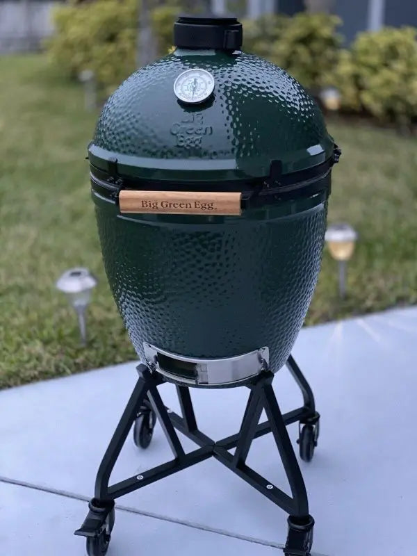 Big Green Egg Classic Ceramic Kamado Grill & Smoker Bundle, Green