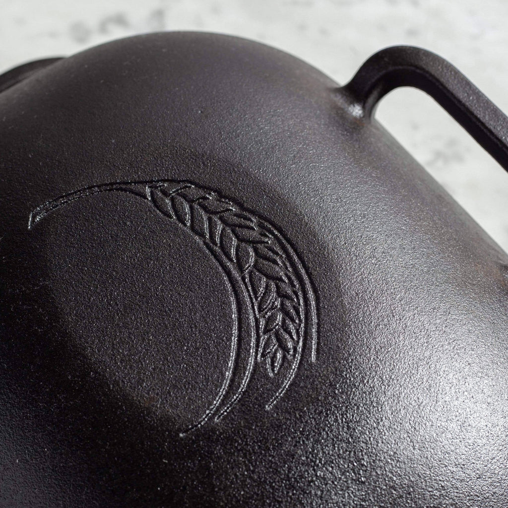 Challenger Breadware Cast Iron Bread Pan, 15.4 in x 10.5 in x 5.4 in, 22 Pounds