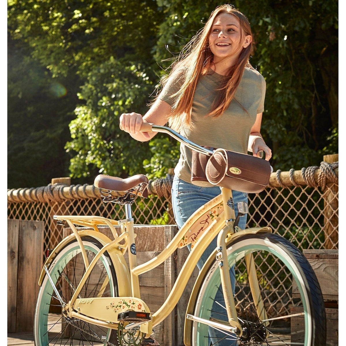 Huffy Panama Jack Women's 26-Inch Beach Cruiser Bike - 56510