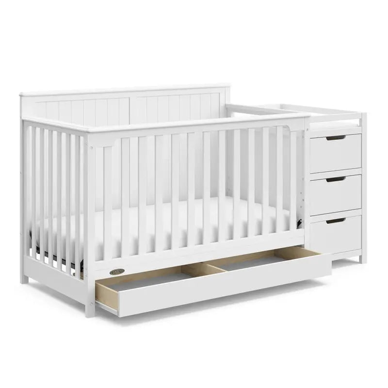 Graco Hadley 5-In-1 Convertible Crib With Changing Station And Drawer - 04586-701