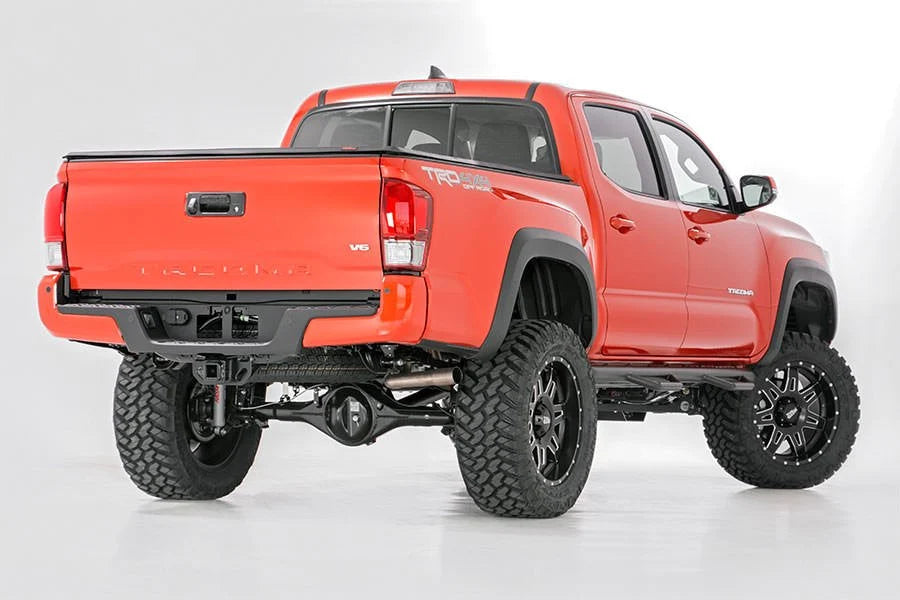 Rough Country 6 in Lift Kit With M1 Struts For 2016-2023 Toyota Tacoma 4WD - 75840