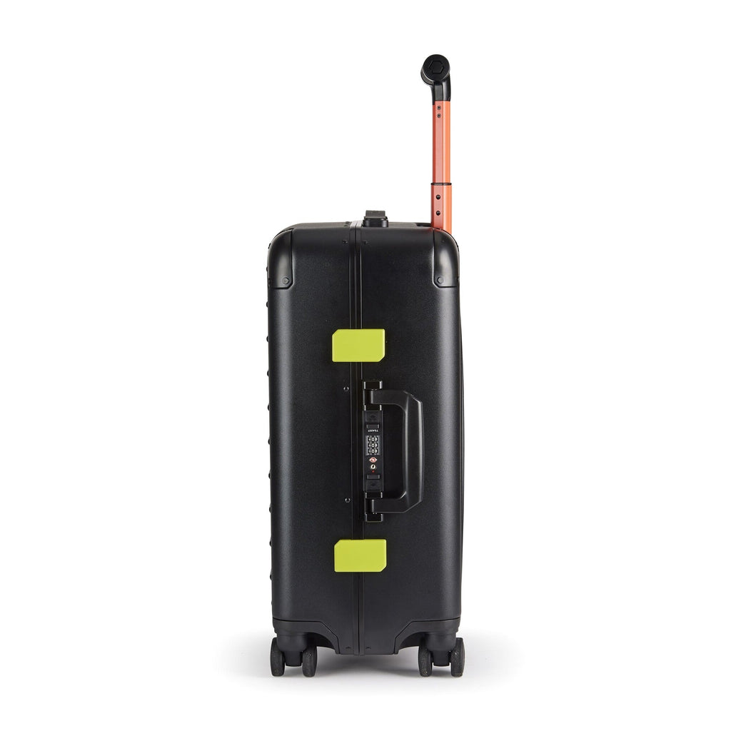 MoMA Solgaard Carry-On Closet Suitcase 4.0 - Black
