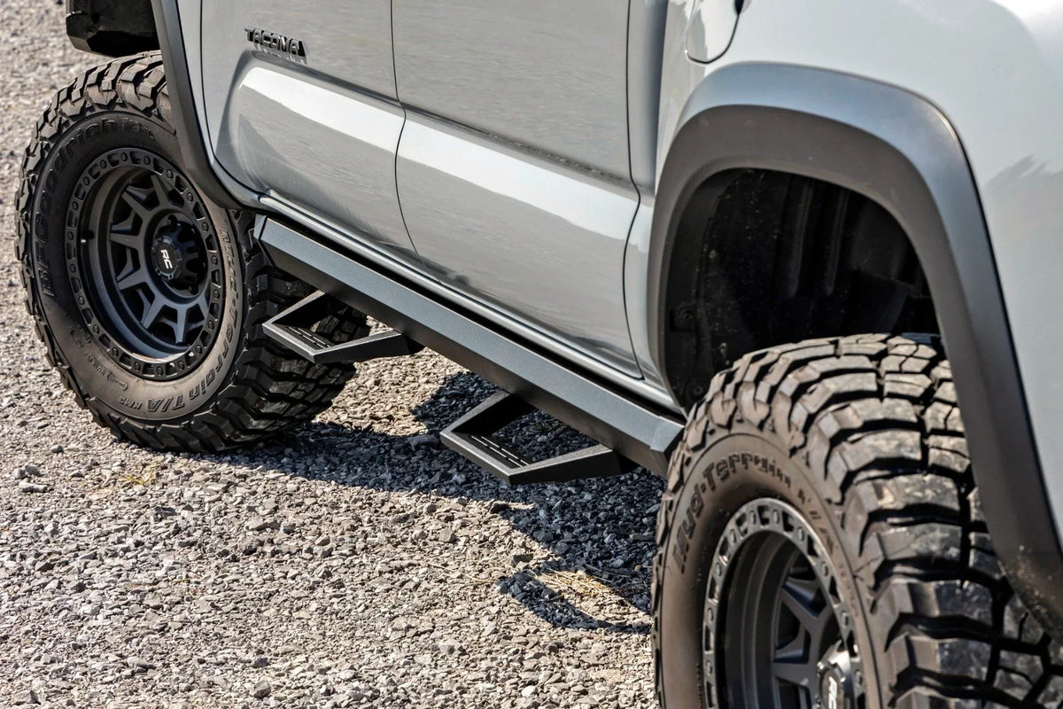 Rough Country SRL2 Adjustable Aluminum Steps For 2005-2023 Toyota Tacoma - 71096